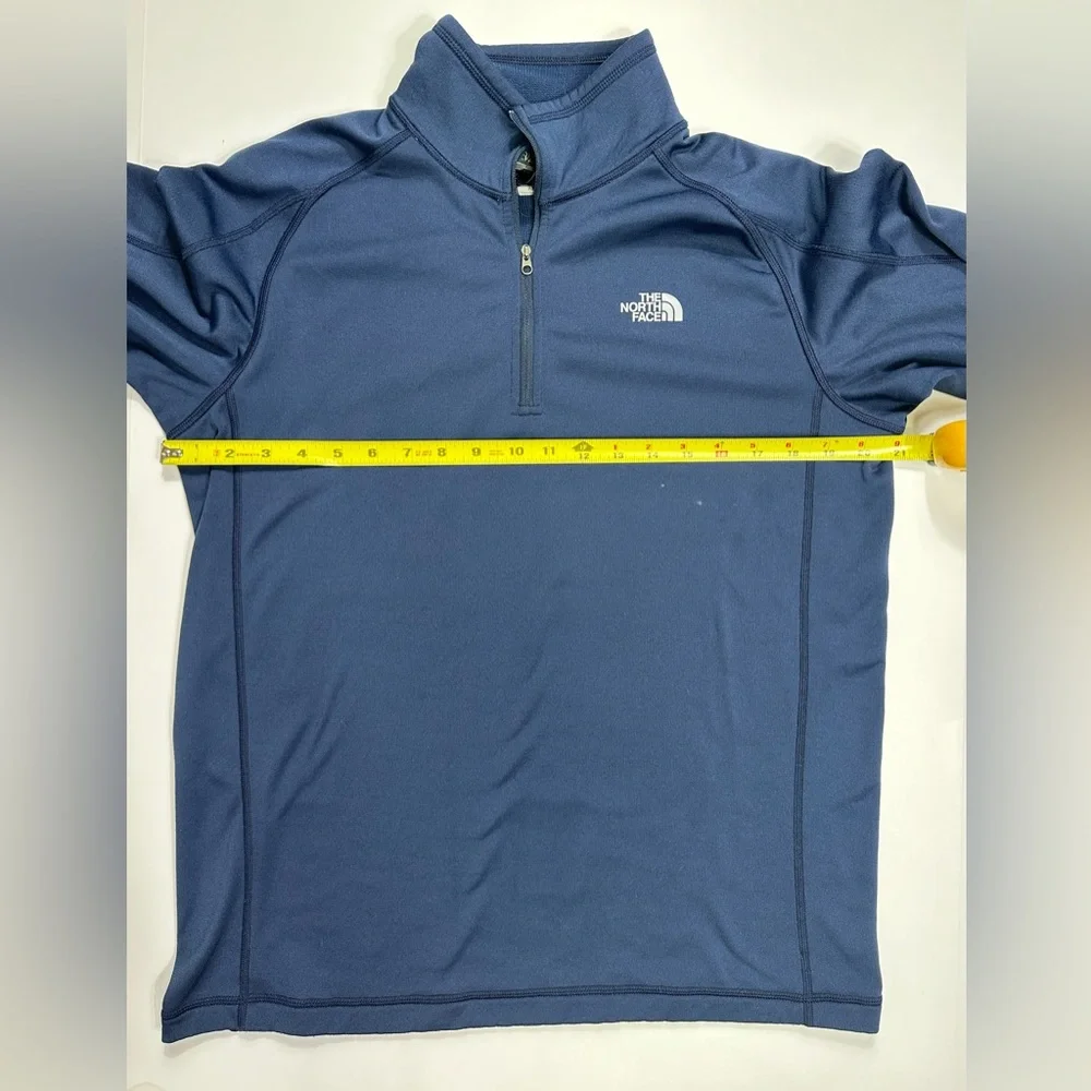The North Face Quarter Zip Pullover in Navy Sz Large